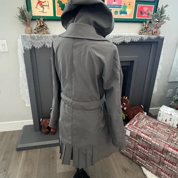 Athleta Women’s Gray Hooded Softshell trench Coat Size Large - Picture 5 of 8